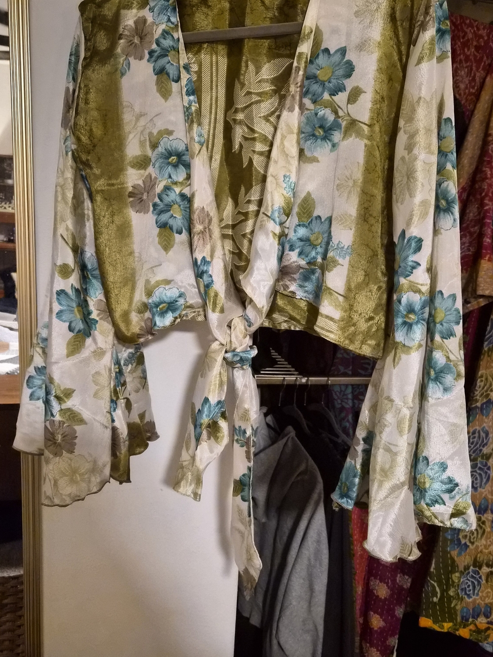 Tie-Front Floral Kimono Top in Olive & Teal